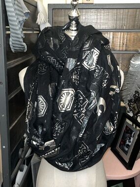 Star Wars Black and Silver Logo Infinity Scarf